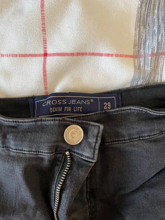 Джинсы Cross Jeans