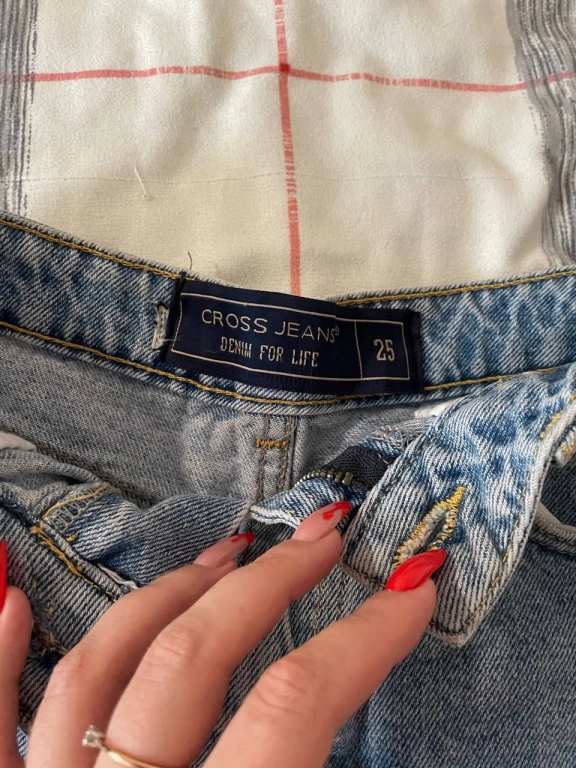 Шорты Cross Jeans